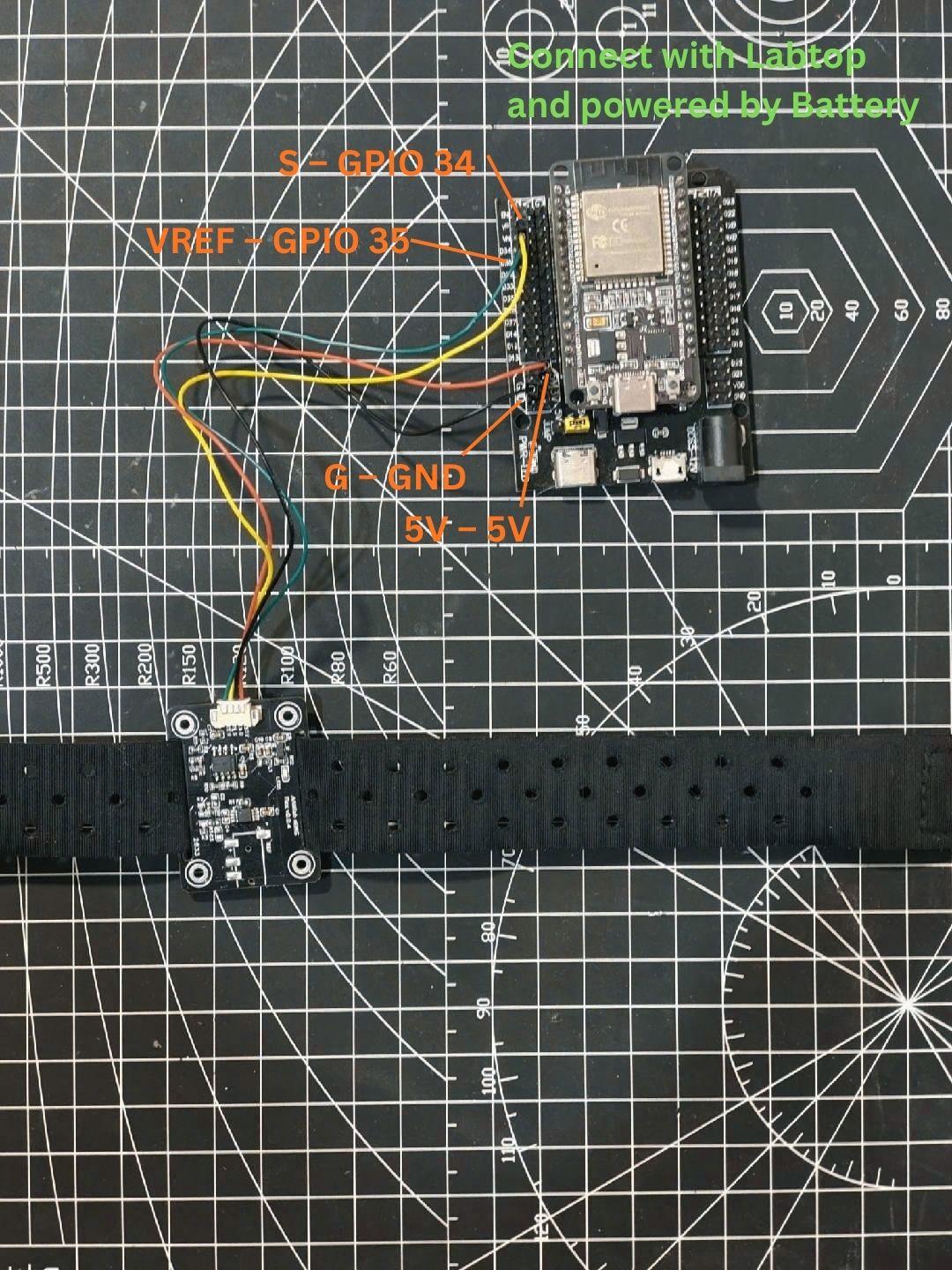 AAW sEMG Flex connected to an ESP32 DevKit recommended wiring photo